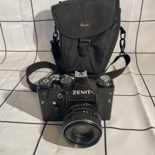 Zenit 11 35mm Camera With Helios 44M-4 Lens
