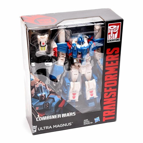 Transformers Generations Combiner Wars IDW Leader Class L Ultra Magnus - Picture 7 of 8