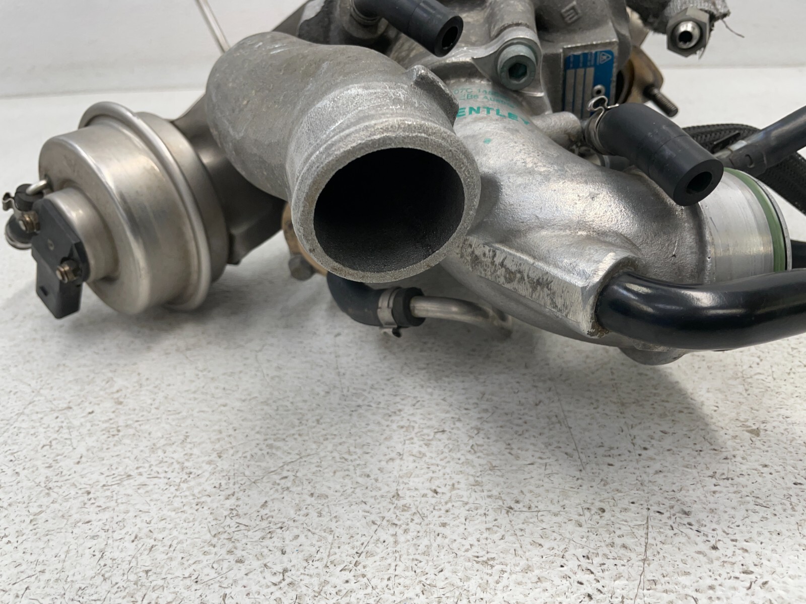 2003-2007 Bentley Continental GT Right Turbo Turbocharger 6.0L 1577 OEM