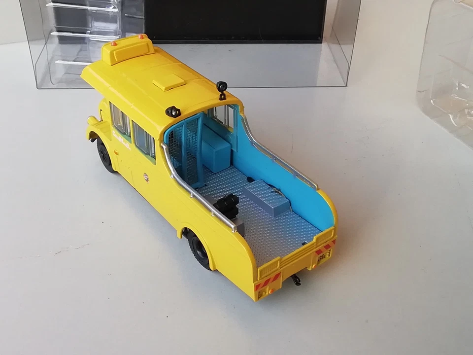 CORGI CAMION DI SERVIZIO MANUTENZIONE DI LINEA 1/76 INTERAMENTE IN METALLO-22 - Immagine 3 di 4