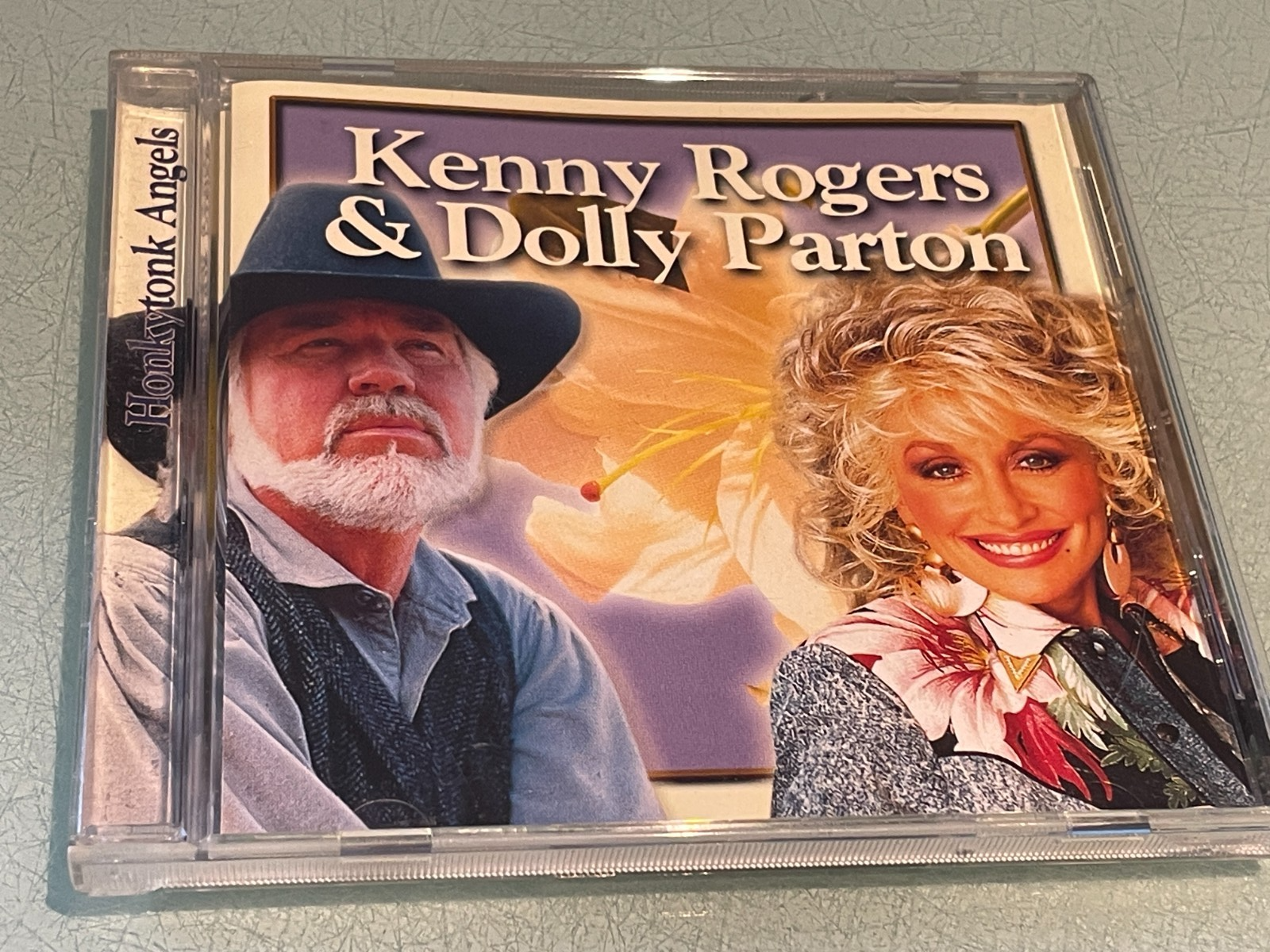 Kenny Rogers & Dolly Parton - Honkytonk Angels - CD Album 2000 - 18 Great Tracks
