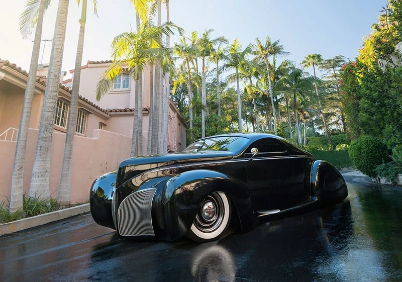 Terry Cook’s “Scrape,” a radically re-imagined 1938 Lincoln Zephyr, sold for $275,000 in 2000.