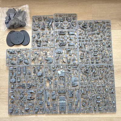 Warhammer 40K Armageddon Orks: New, still on sprue