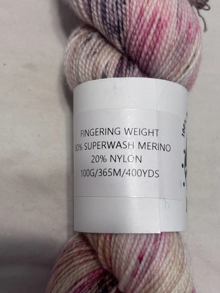 To the Macks Yarn Co. "Tea and Crumpets" hilo de calcetín peso dedos - 80/20 Foto 2 de 2