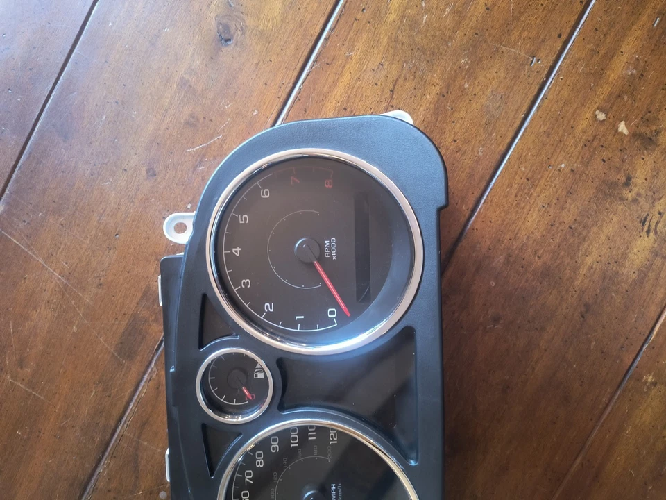 Chevrolet Cobalt 2005 cuadro de instrumentos velocímetro GM 15246264 Foto 2 de 4