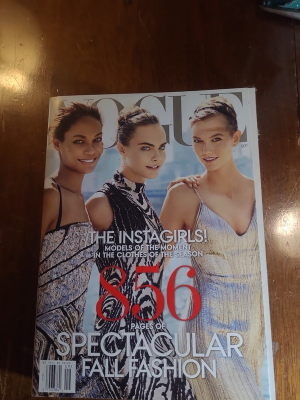 Vogue The Instagirls 856 Pages of Spectacular Fall Fashion September 2014 NM-