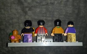 LEGO Ideas: The Beatles -Minifigures -  Yellow Submarine (21306)