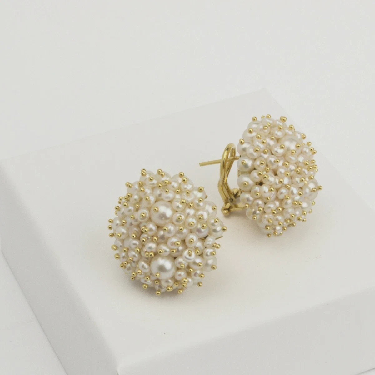 Orecchini A Bottone Carissima In Oro Giallo 9ct Con Fiore E Perla Naturale - Gioiello Donna