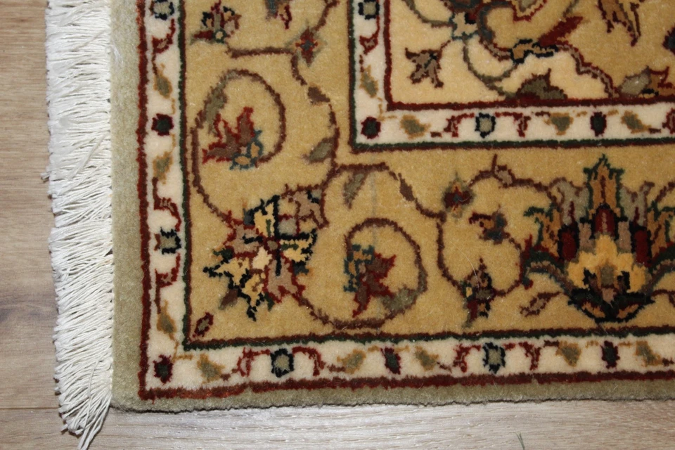 Corredor de lã e seda feito à mão na região do Oriente Médio - Imagem 3 de 4