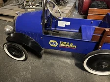 pedal car - NAPA- tools and equipment 2011