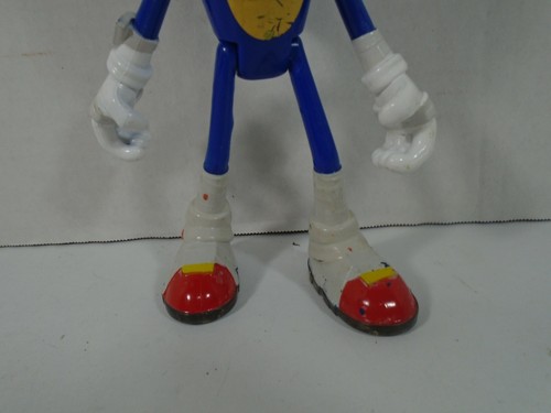 FIGURA TOMY--7" SONIC THE ERIZOG (MIRA) - Imagen 3 de 6
