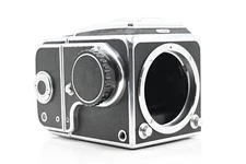 Hasselblad 1000F Medium Format Camera Kit w/12 Back, WL Finder, Knob #589