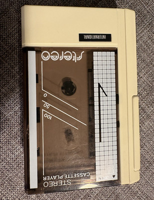 International Z8 Stereo Cassette Portable Player - For Parts / Repair Only
