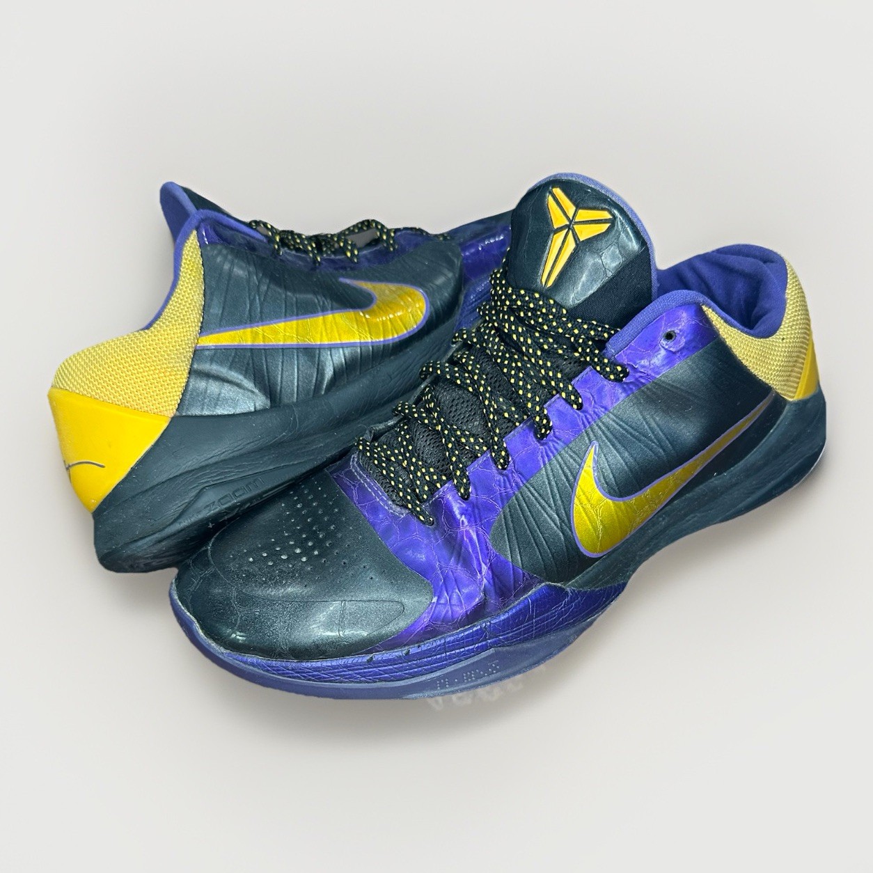 Nike Zoom Kobe 5 Lakers Men’s Shoes Size 13 RARE 386429-071 OG Sneakers Beaters image 2