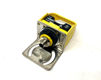 Banner STBVP6Q5 Self-Checking Touch Button w/Yellow F.C. 64181
