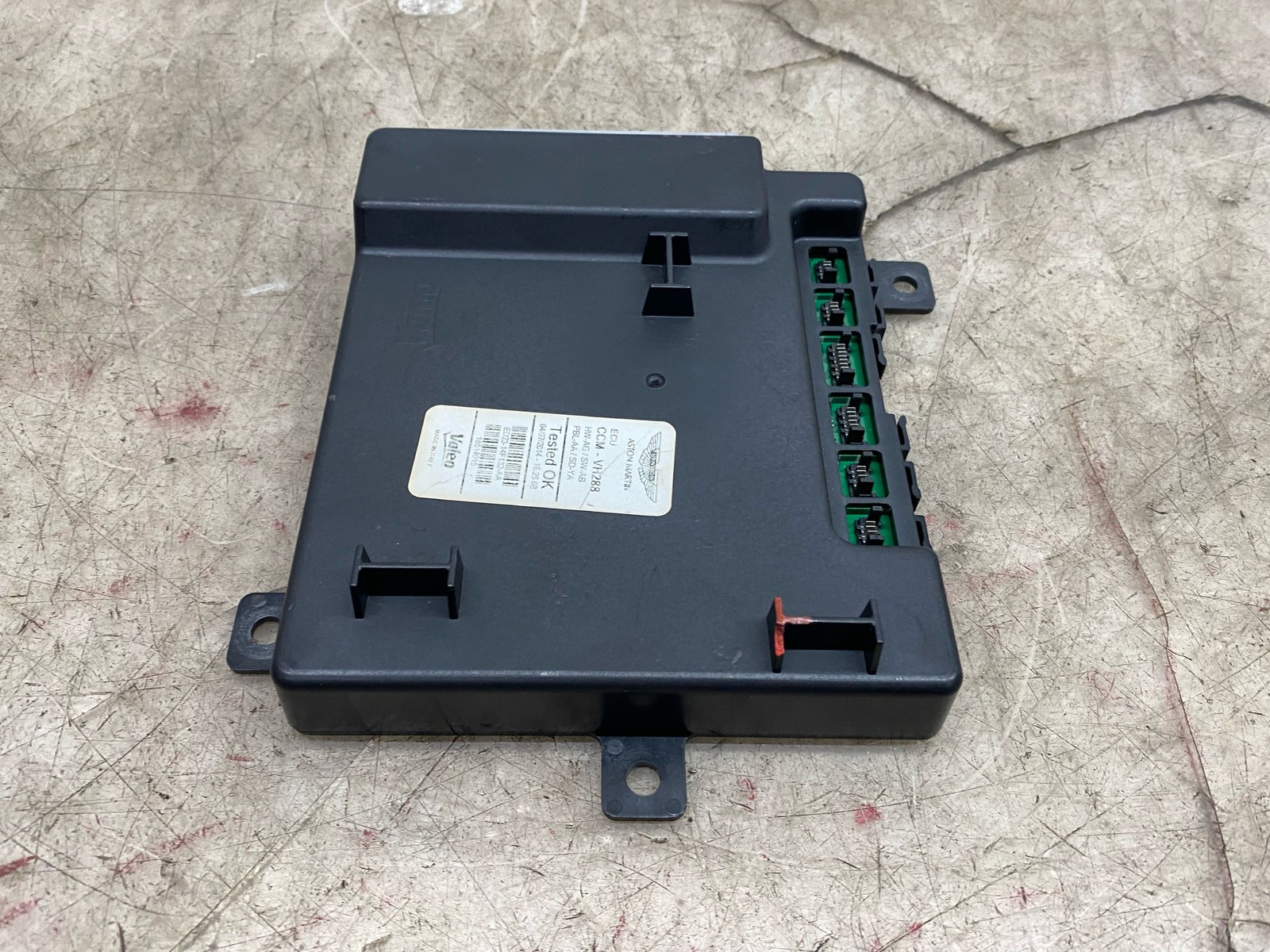 2015 ASTON MARTIN RAPIDE CENTER STACK CONTROL MODULE UNIT ED23-14F132-AA OEM