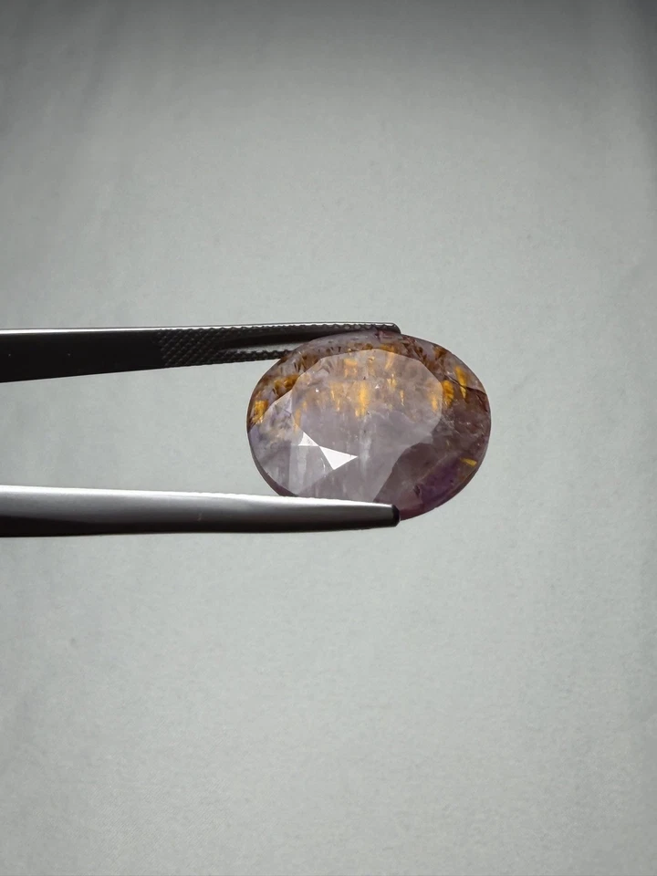 S026- Super Siete, Piedra de Melodía, Cristal Sagrado, Armonía, Cacoxenita en Amatista Foto 2 de 4