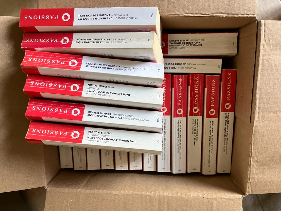 lot de 20 HARLEQUINS PASSION entre n° 852/1014 - Photo 2/2