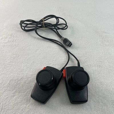Atari 2600 Pair Of Gemini Video Game Paddles