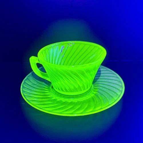 Uranium Anchor Hocking Spiral Cup & Saucer Set Green Depression Glass