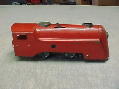 Marx 232 Red Commodore Vanderbilt  Windup Locomotive (1946-48)