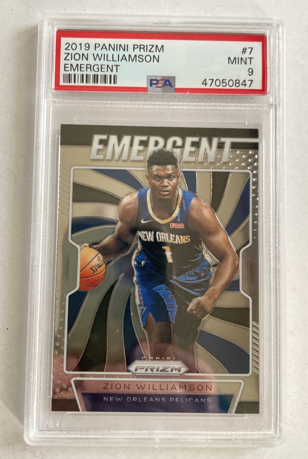 2019 Panini Prizm Emergent Zion Williamson New Orleans Pelicans #7 PSA 9  Mint