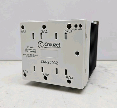 Crouzet GNR25DCZ Solid State Relay 25 Amp 48-600 Vac Per Channel Used