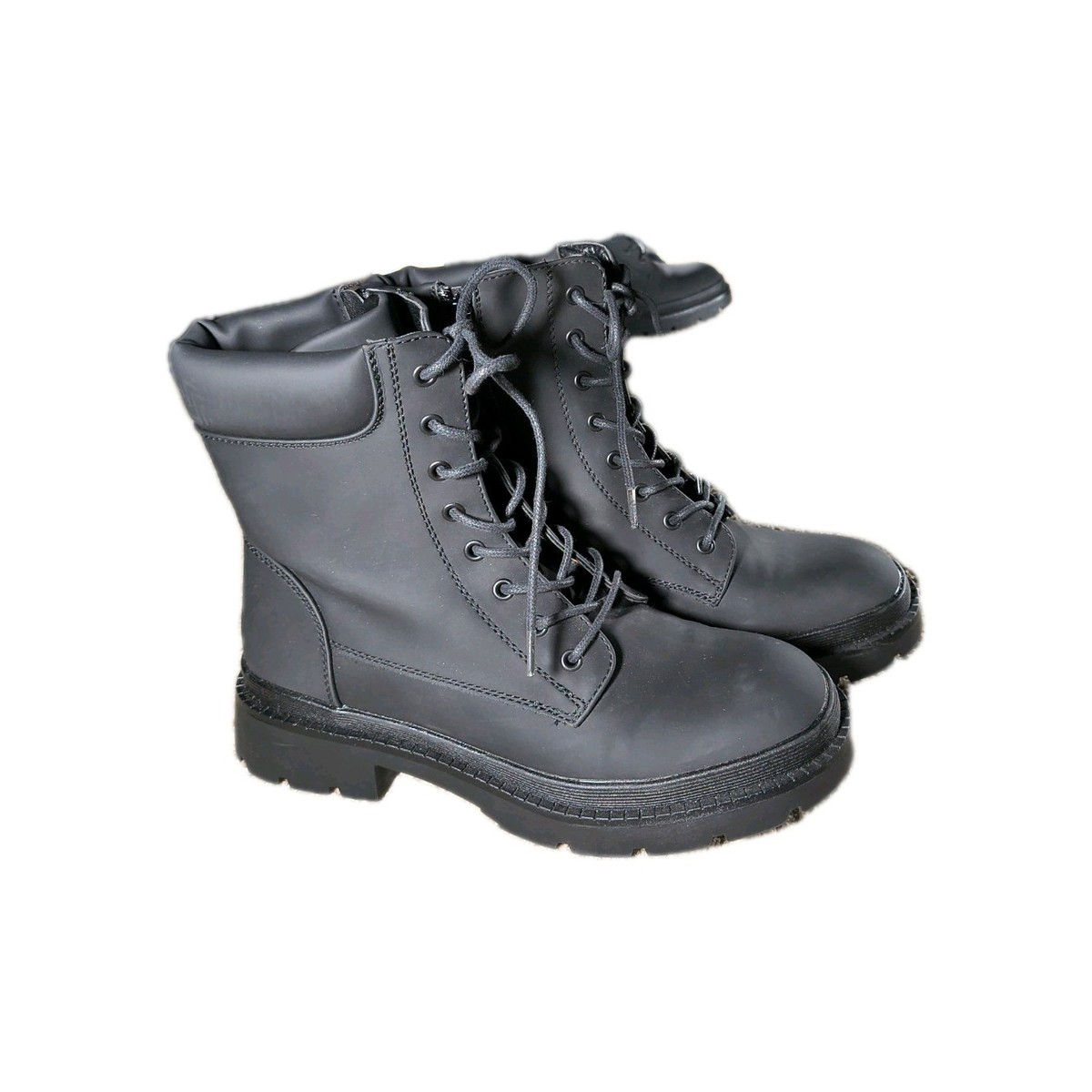 Steve Madden Women display picture 2