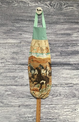 Plastic Grocery Bag Rag Sock Holder Mustang Horses Paint Gruilla Galloping Herd - Picture 6 of 6