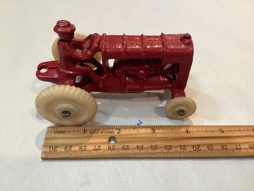 Vintage cast iron Fun Ho tractor with trailer - Picture 4 of 10