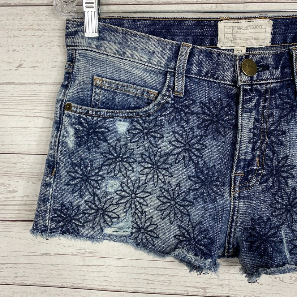 Pantalones Cortos de Jean Current Elliott The Boyfriend Talla 24 Verano Amor Bordados Florales Foto 3 de 4
