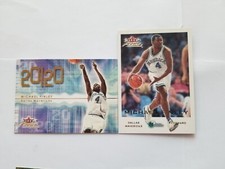 Michael Finley 2000-01 Fleer Focus #59 & 227 (2)