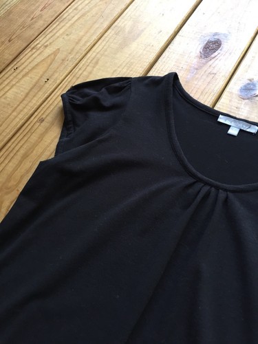NY Collection women's size Large black short sleeve top tee w tiny front pleats8 - Picture 10 of 12