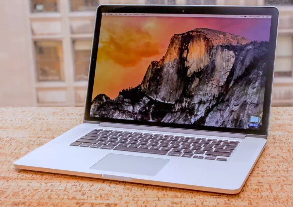美品 Apple MacBook Retina Pro 15 inch 1TB-