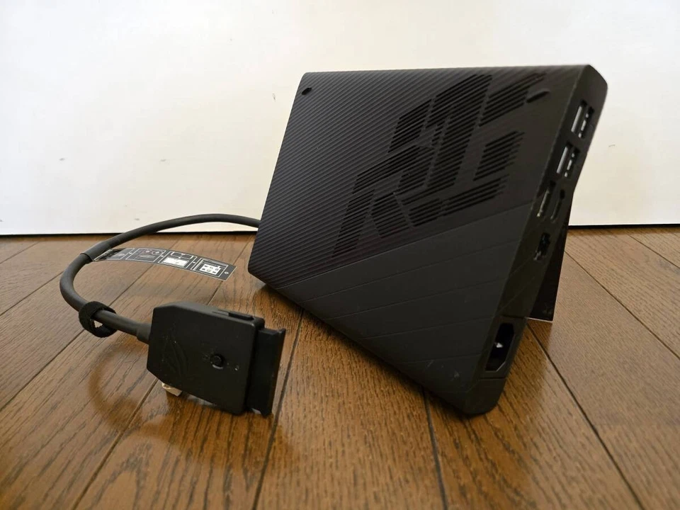 ASUS ROG GC32L-021 XG Mobile AMD Radeon RX 6850M XT 12GB External GPU Used Japan - Image 4 of 4