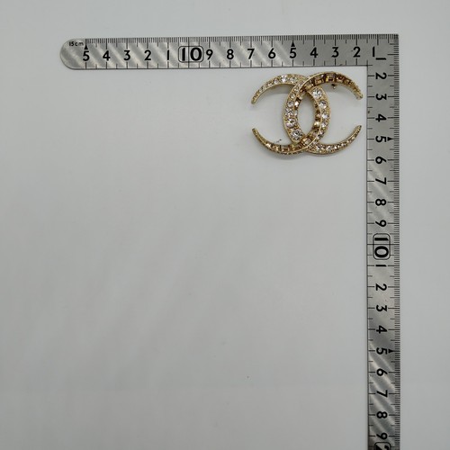 Chanel Brooch Pin Gold B15C 1944376 - Picture 9 of 11