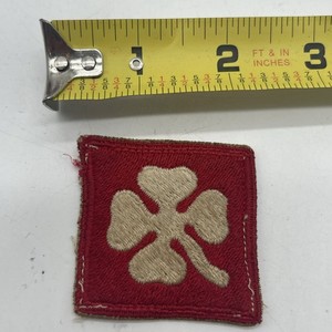 U.S. Military Army 4th Army Patch Patch 4 Leaf Clover Red White2” Square