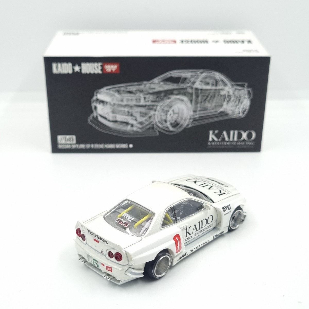 Mini GT Kaido House Nissan Skyline GT-T R34 Kaido Works V2 White