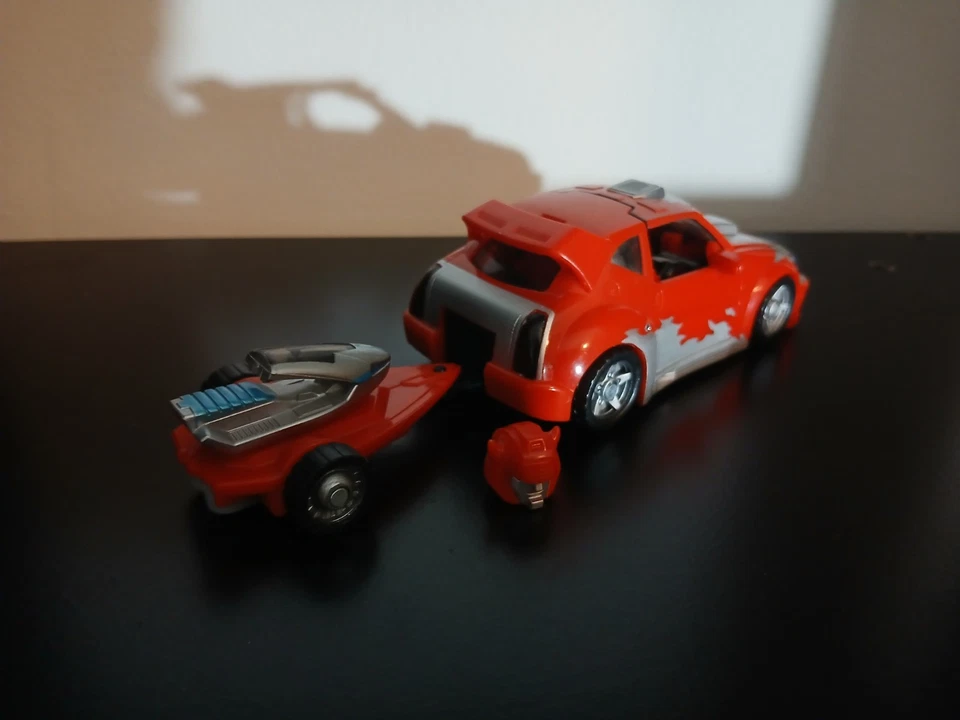 Transformers CHUG Classics Cliffjumper w/ Custom Head - Image 4 of 4