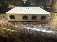 Ubiquiti UniFi Security Gateway USG 1000Mbps power cable included 3 Available 