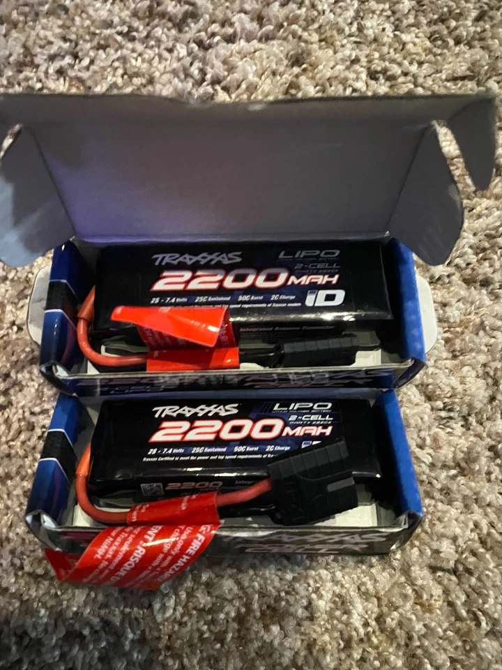Baterías y cargador Traxxas Foto 2 de 4