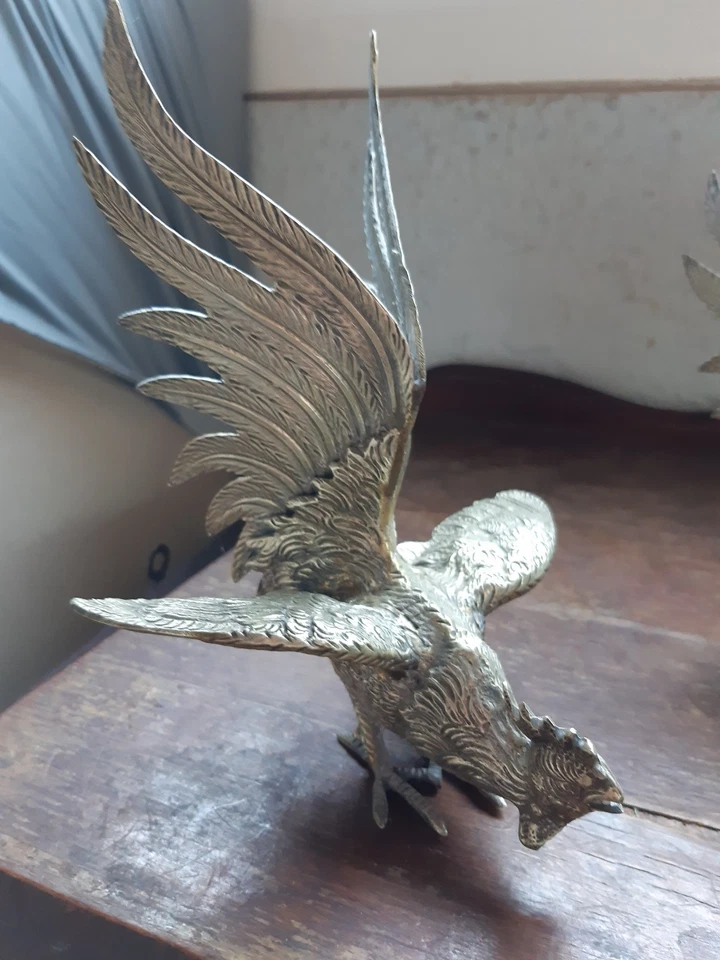 PAIRE SCULPTURE DE COQ DE COMBAT EN METAL ARGENTE - Photo 3/4