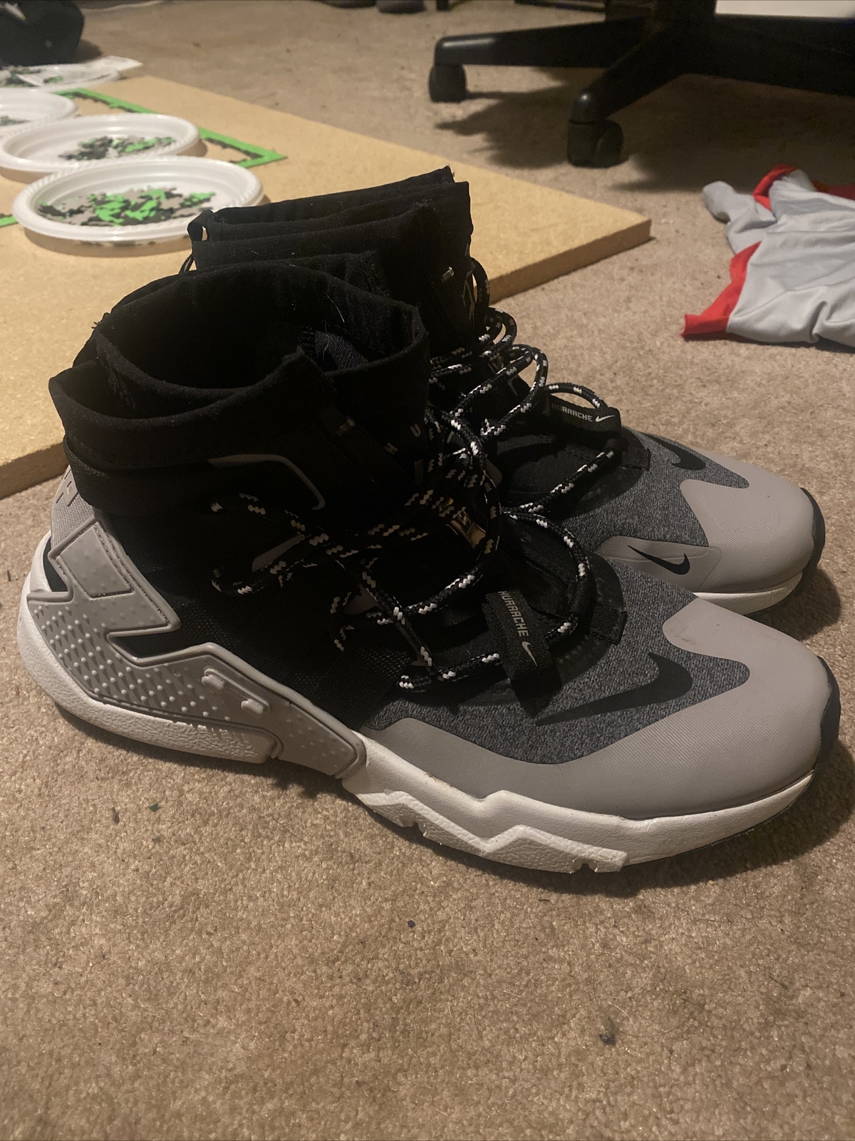 nike huarache gripp price