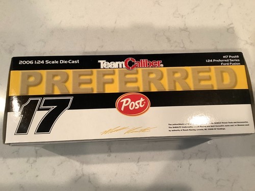 MATT KENSETH AUTOGRAPHED 2006 FORD FUSION POST DIECAST & AUTOGRAPHED CARD - Picture 11 of 13