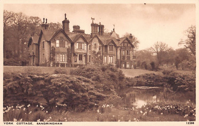 POSTKARTE - NORFOLK - SANDRINGHAM - YORK COTTAGE - ROYALS - J LALMON
