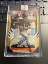 2021 Panini Chronicles Justin Fields Gold Score Chrome Rookie Auto /50! Bears! 
