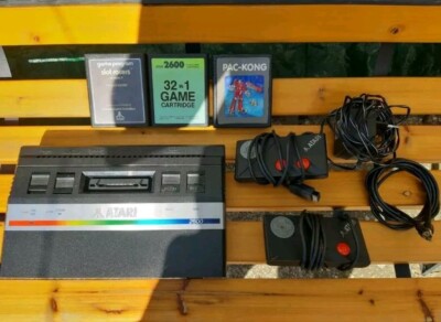 2 Atari Konsolen