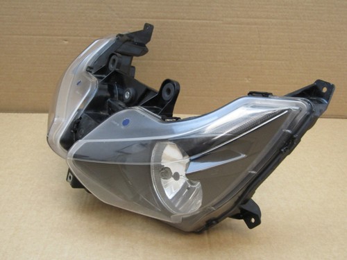 Yamaha YP 125 R X-MAX 2015 8,520 miles headlight assembly (9085) - Picture 2 of 17
