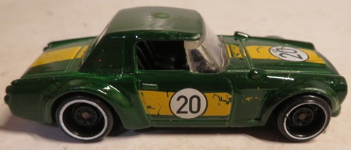 2016 HOT WHEELS #20 DATSUN FAIRLADY 2000 GREEN 1:64 DIECAST 2 5/8" CAR W/ YELLOW - Picture 5 of 15