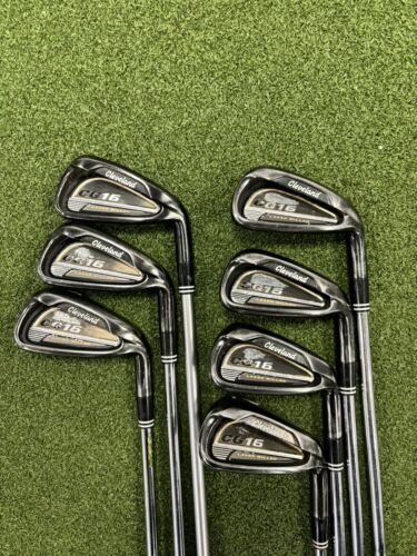 CLEVELAND CG16 IRONS 4-P RIGHT HANDED DYNAMIC GOLD STIFF SHAFTS MCC RED STD GRIP